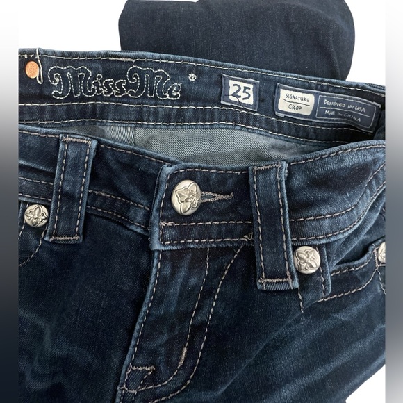 Miss Me Sz:25 Rhinestones, Crystal Signature Crop Blue Jeans - Picture 7 of 8